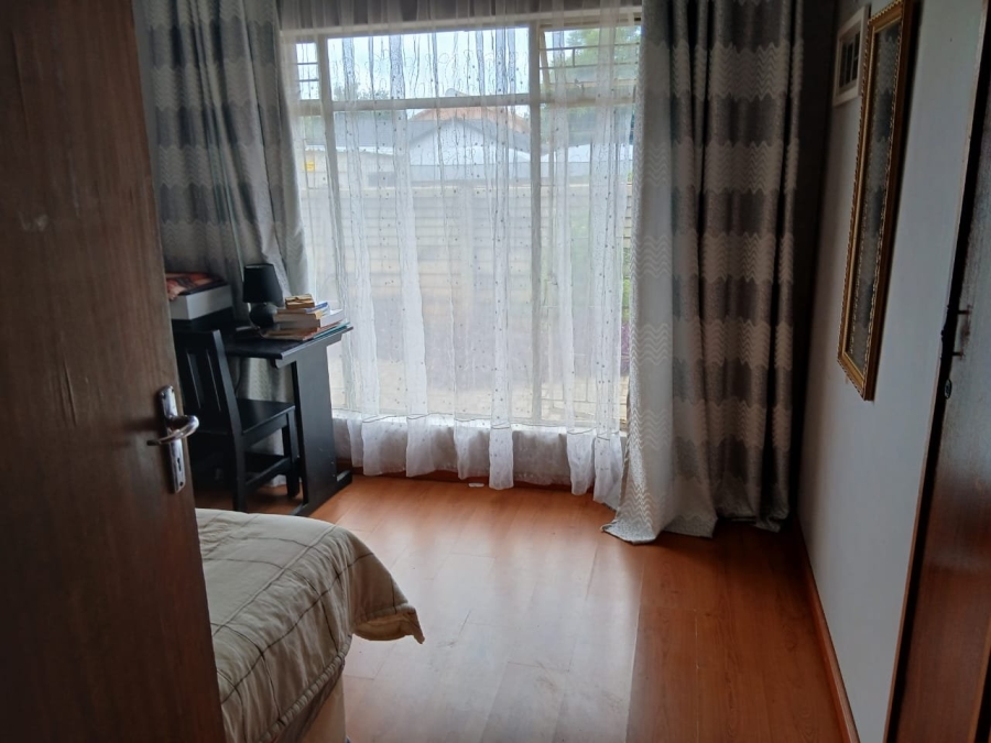 3 Bedroom Property for Sale in Rustenburg Central North West